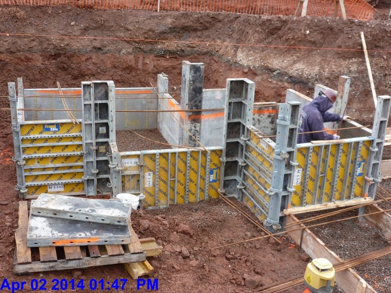 Setting the footing forms at Elev. 7-Stair -4,5 Facing North -2 (800x600)